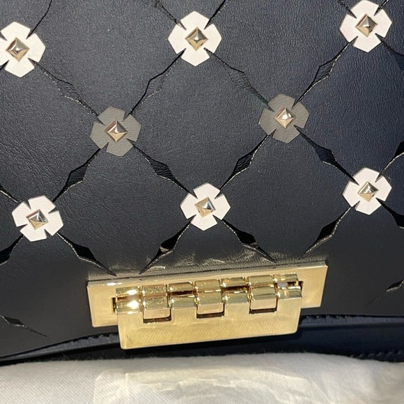 NEW WT Zac Zac Posen Eartha Medium Chain Shoulder Handbag Black Floral - Picture 3 of 13